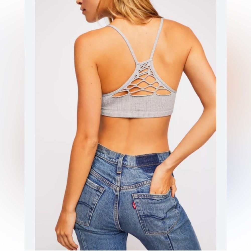 Free People Intimately seamless Littice Detail  Racerback Bralette.Size m/l. MA2